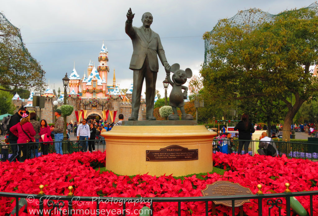 Discover Perks of the Disney PhotoPass in the Disneyland Resort