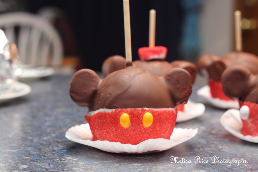Tasty Treats at the Disneyland Resort-Candy Apples!