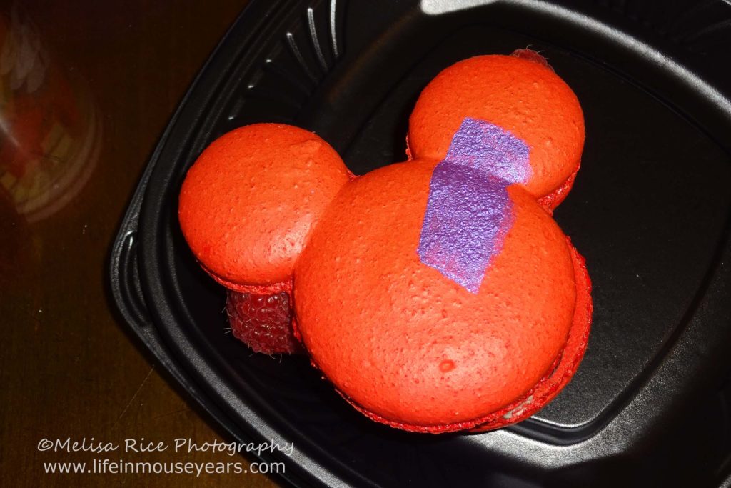 Jolly Holiday Bakery and Cafe www.lifeinmouseyears.com #lifeinmouseyears #jollyholidaybakerycafe #disneyland #yum #yummy