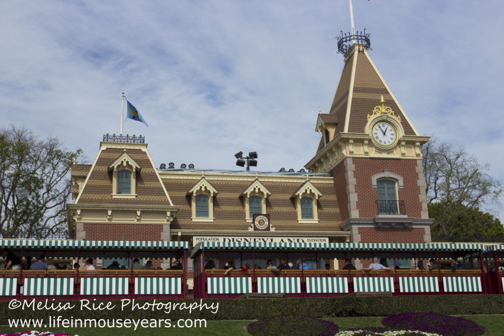 Disneyland Rules-Banned Items