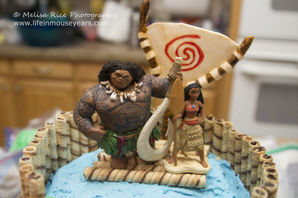 Moana Cake Gumpaste Pieces. Life in Mouse Years. #cake #yummy #homemade #moana #yum #disney