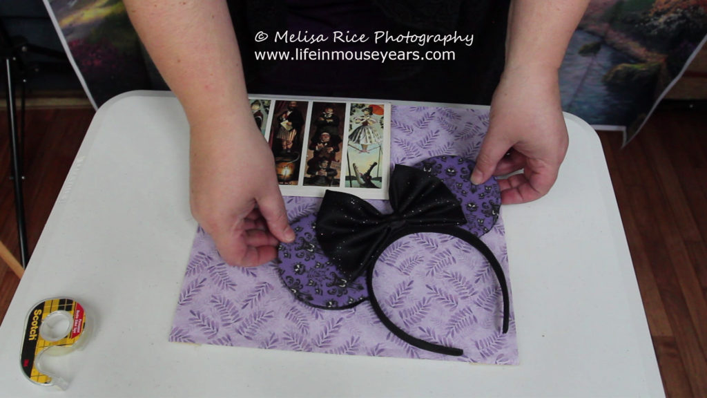 How to Make a Disney Shadow Box. Haunted Mansion www.lifeinmouseyears.com #lifeinmouseyears #disneyland #disney #disneyshadowbox #hauntedmansion #hauntedmansionshadowbox #shadowbox #crafting #diy #disneyfun #makesomethingmagical #diycrafts