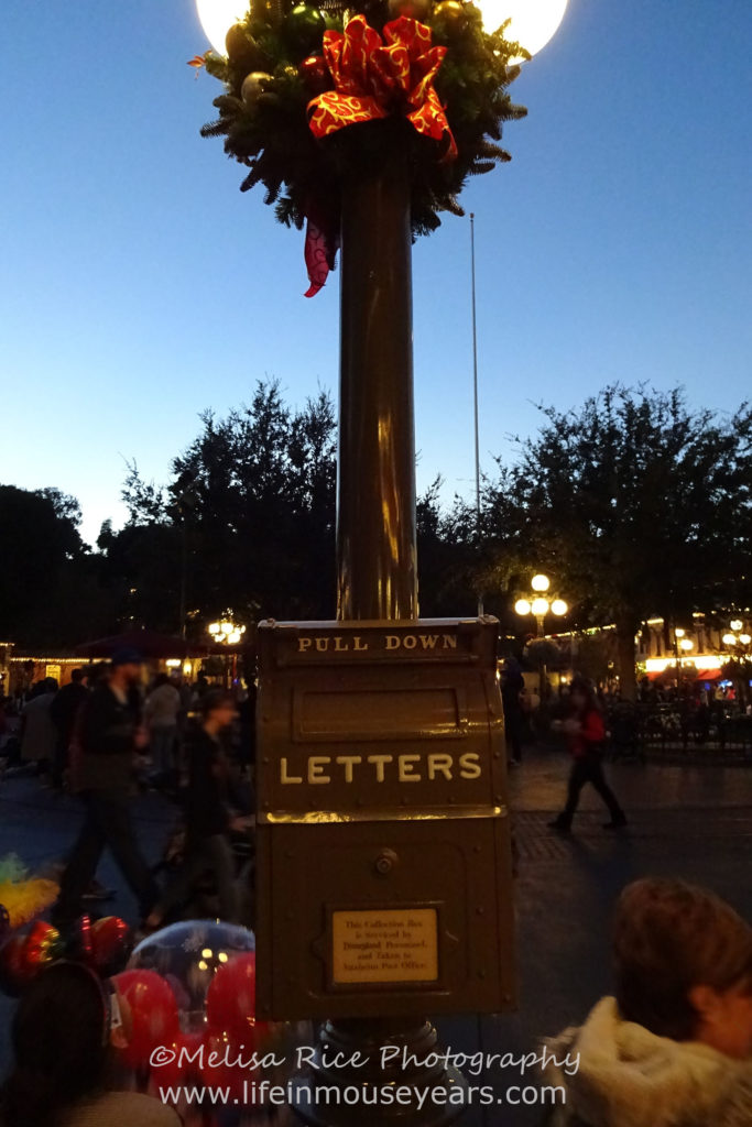 www.lifeinmouseyears.com #lifeinmouseyears #mailboxes #disneyland #mainstreet