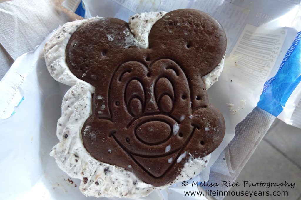 Disney Details aka Easter Eggs www.lifeinmouseyears.com #lifeinmouseyears #disney #disneydetails #disneyland