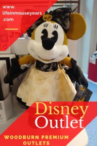 Disney Outlet at Woodburn Premium Outlet www.lifeinmouseyears.com #lifeinmouseyears #disneyoutlet #woodburnpremiumoutlets