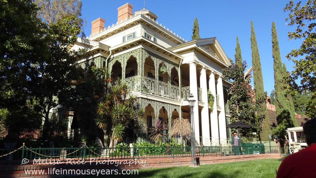 Exploring New Orleans Square www.lifeinmouseyears.com #lifeinmouseyears #disneyland #neworleanssquare
