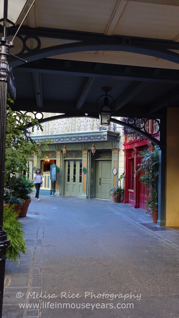 Exploring New Orleans Square www.lifeinmouseyears.com #lifeinmouseyears #disneyland #neworleanssquare