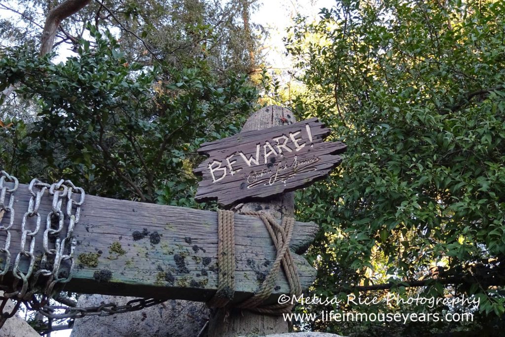 Touring Tom Sawyer Island www.lifeinmouseyears.com #lifeinmouseyears #disneyland #tomsawyerisland #marktwain 