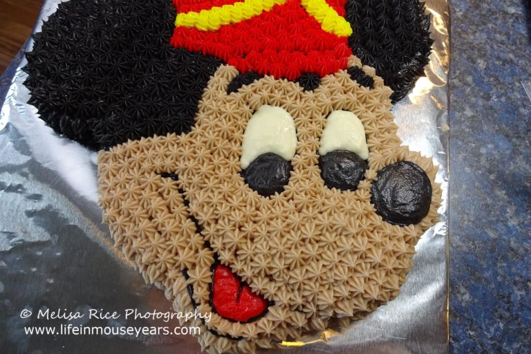 Making a Mickey Mouse Shaped Cake | Life in Mouse Years